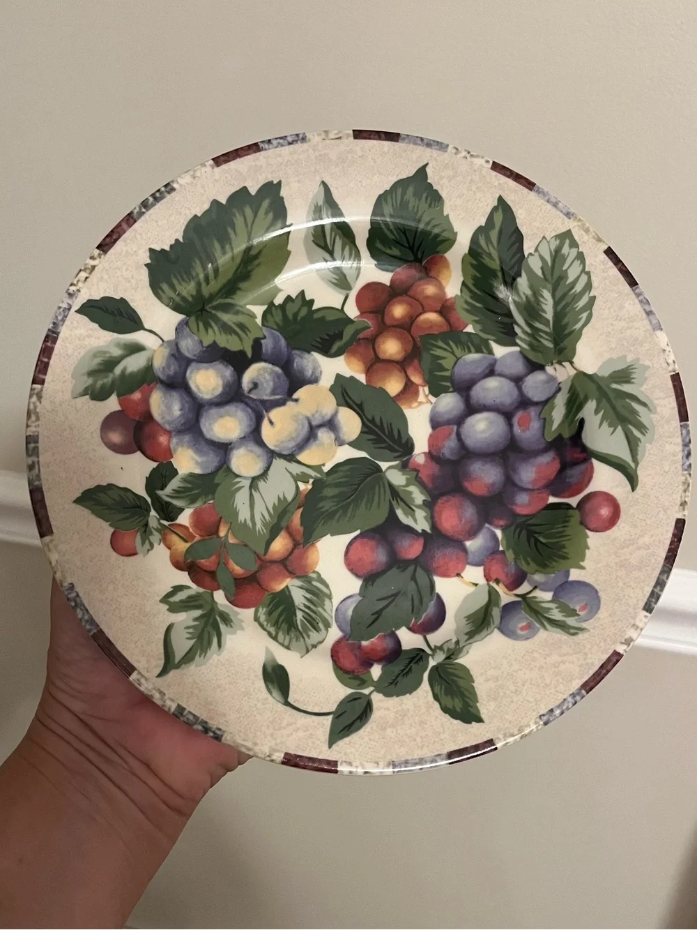 Sakura Oneida Grape Motif 8” Salad Plate